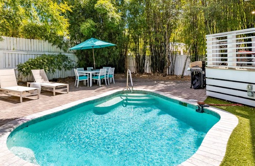 Seagrove Beach Cottage | Seagrove Oasis by Avantstay Pet Friendly Pool & Bbq!