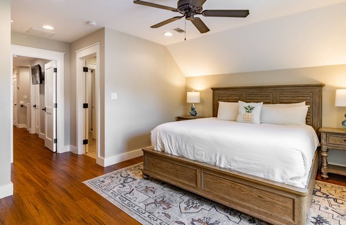 Seagrove Beach Cottage | Seagrove Oasis by Avantstay Pet Friendly Pool & Bbq!