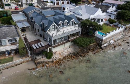 Gordons Bay Central Villa | 'Seagul Cove', Private Villa on the beach, Sleeps 7