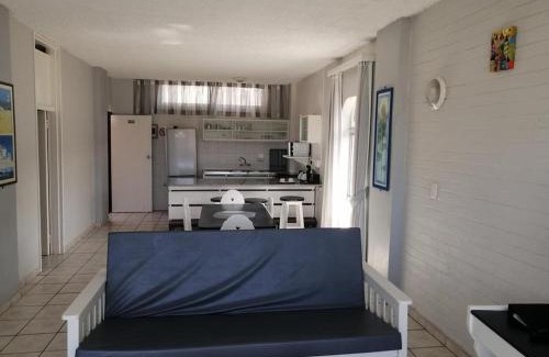 Margate Beach Apartment | Seagull 409