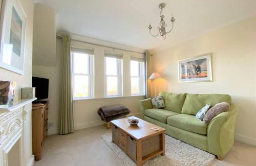 Cromer Apartment | Seagull Apartment