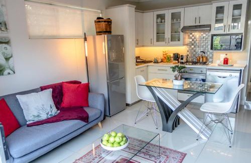 Sandbaai Apartment | Seagull Apartment Hermanus