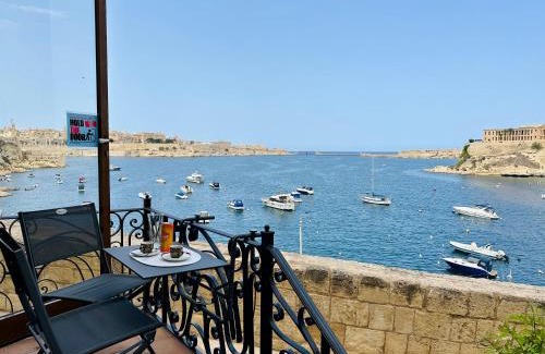 Birgu House | Seagull Birgu - Waterfront Home
