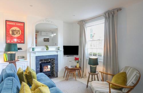 Beaumaris House | Seagull Cottage