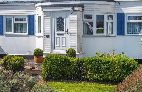 Pagham House | Seagull Cottage