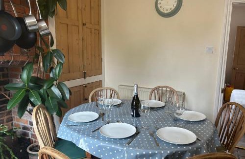Exmouth House | Seagulls Cottage in the heart of Exmouth
