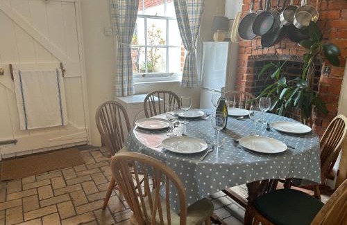Exmouth House | Seagulls Cottage in the heart of Exmouth