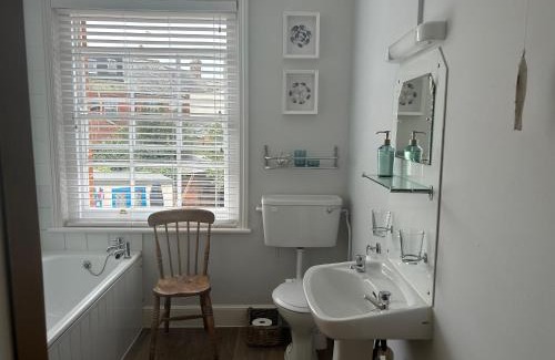 Exmouth House | Seagulls Cottage in the heart of Exmouth