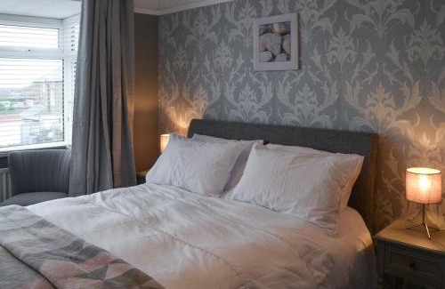 Seahouses House | Seaholme