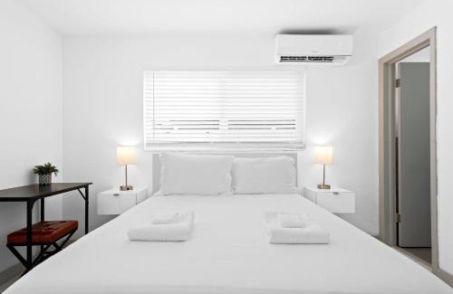 Deerfield Beach Apartment | SeaI - Unit H with pool