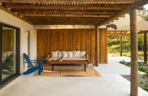 Grandola Apartment | Seamless luxury amid Comporta's rustic beauty