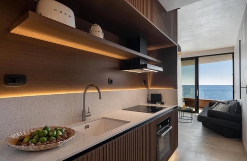 Agios Nikolaos House | Seannamon suites