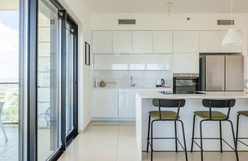 Bat Yam Apartment | SeaPark Luxury Apartments
