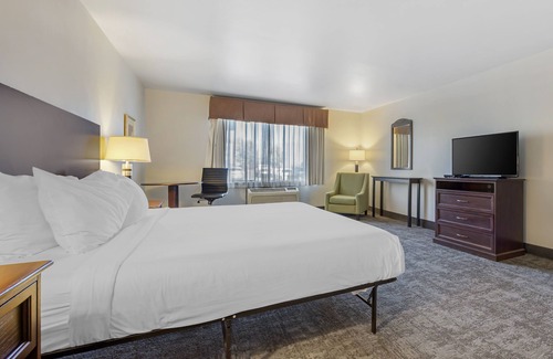 Lewiston Hotel | Seaport Inn and Suites