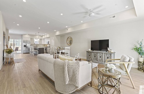 Cape May - Wildwood Hotel | Seaport Oasis
