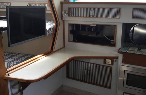 San Javier Boat Rental | Searay 380 Cruiser Moored at Tomas Maestre Marina