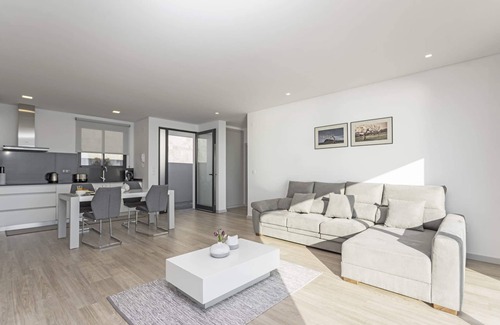 Arco da Calheta House | Searenity Vacations Home I by An Island Apart
