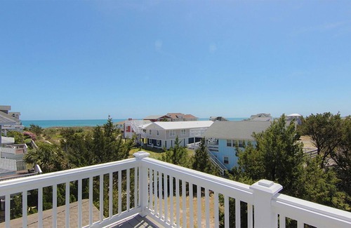 Shell Island House | Seas the Breeze by Sea Scape Properties