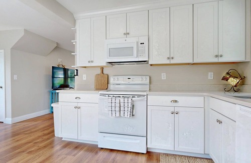 Pine Point House | Seas the Day by Bayley Vacation Rentals