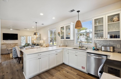 San Juan House | Seas The Moment- Pool- Bikes- Golf Cart- Dog Friendly