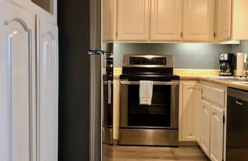 Brookings Condo | Seas Today Vacation An Ocean View Condo with Private Beach Trail