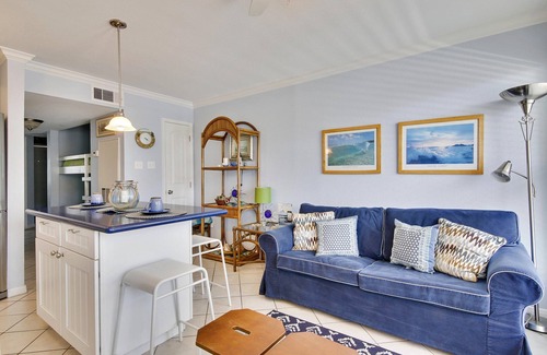 Galveston Condo | Seascape 1120 Studio Bedroom Condo by RedAwning