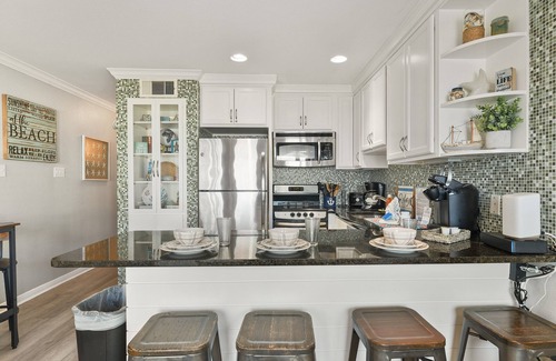 Galveston Condo | Seascape 1215 Studio Bedroom Condo by RedAwning