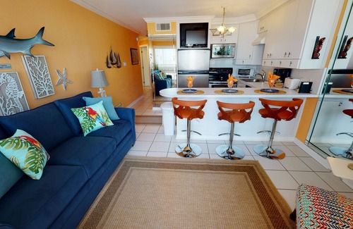 Galveston Condo | Seascape 1216 Studio Bedroom Condo by RedAwning