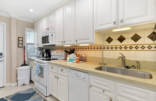 Galveston Condo | Seascape 1311 2 Bedroom Condo by RedAwning