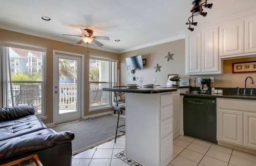 Galveston Condo | Seascape 2105 1 Bedroom Condo by RedAwning