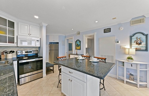 Galveston Condo | Seascape 2211 2 Bedroom Condo by RedAwning