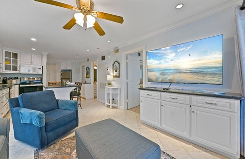 Galveston Condo | Seascape 2211 2 Bedroom Condo by RedAwning