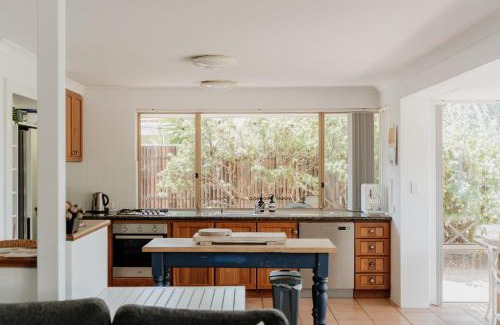 Eagle Bay House | Seascape