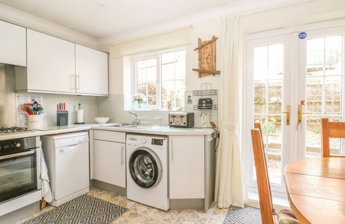 Bexhill-on-Sea Cottage | SEASCAPE, family friendly, country holiday cottage in Bexhill-On-Sea
