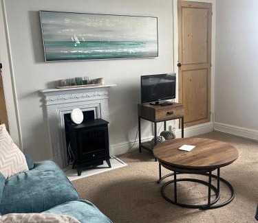 Lynton Apartment | Seascape