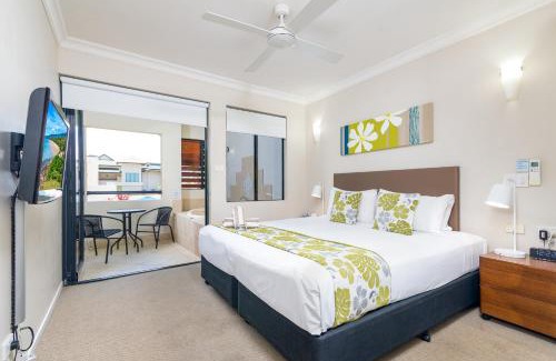 Port Douglas Apartment | Seascape Holidays at Heritage Resort
