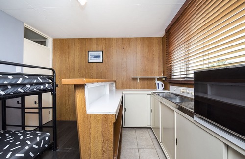 Guilderton House | Seascape - Outstanding Views Pet Friendly.
