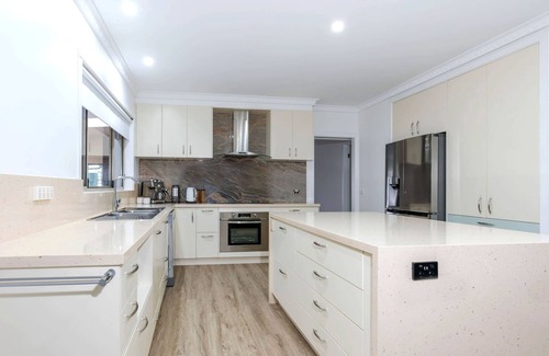 Cape Paterson House | Seascape @ The Cape - Full Linen, Wifi & Pets on application.