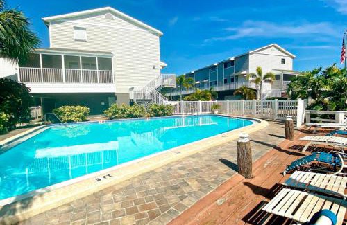 Indian Shores Apartment | Seashell 20