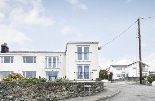 Cemaes Bay House | Seashell Cove