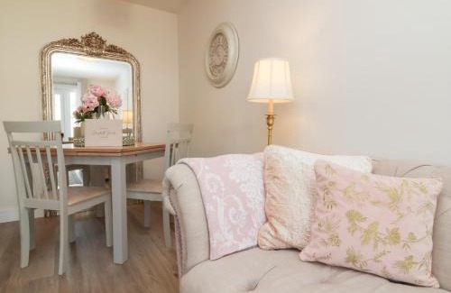 Westleigh House | Seashell Sands