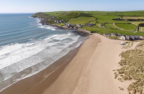 Georgeham House | Seashells