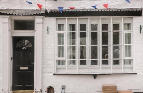 Hornsea Apartment | Seashells