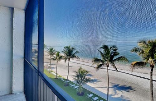 Mid Island Apartment | Seaside 406