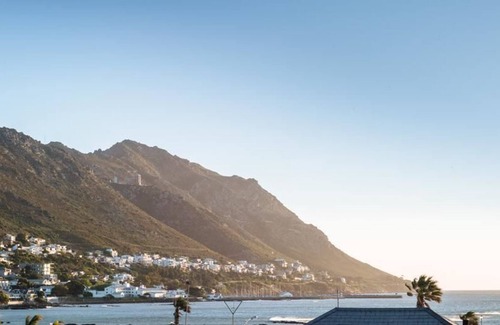 Gordons Bay Central Apartment | Seaside Apartment