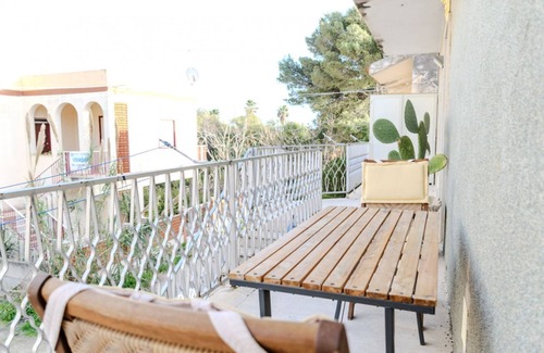 Caucana-finaiti-casuzze-finaiti Nord Apartment | Seaside Bliss: Kaukana Sun Apartment with Parking