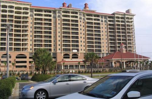 Cherry Grove Beach House | Seaside Bliss Tilghman Beach & Golf Resort Condo