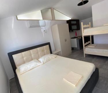 Ksamil Apartment | Seaside Cabin Ksamil