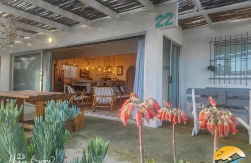 Fleur Park Apartment | Seaside Charm