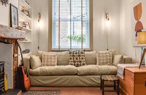 West Cliff House | Seaside Cottage